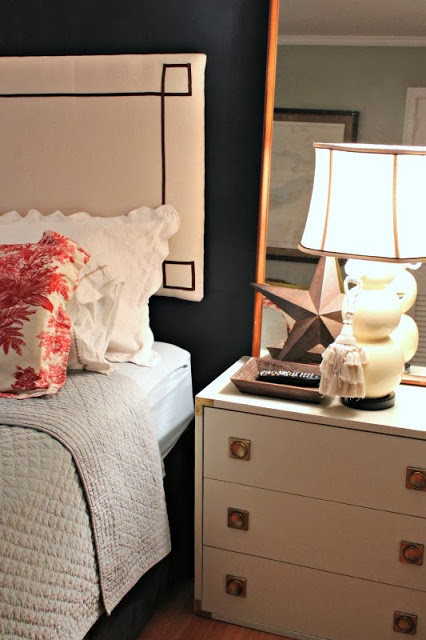 Simple Ideas for a Cozy Holiday Guest Bedroom