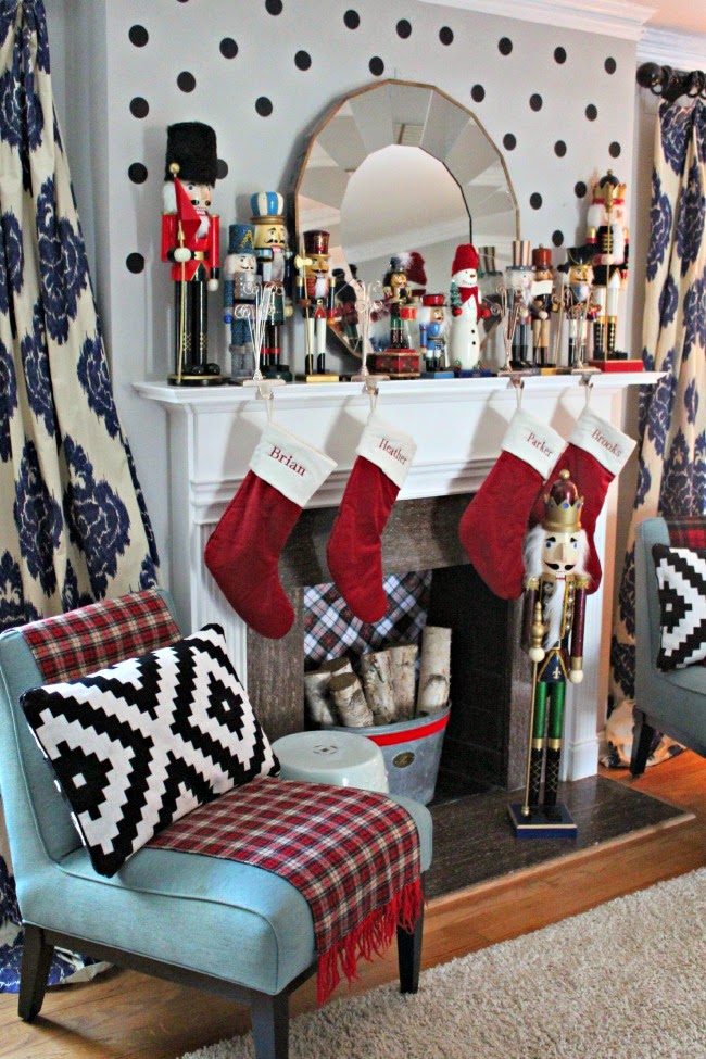 Preppy-Christmas-House - Southern State of Mind Blog by Heather