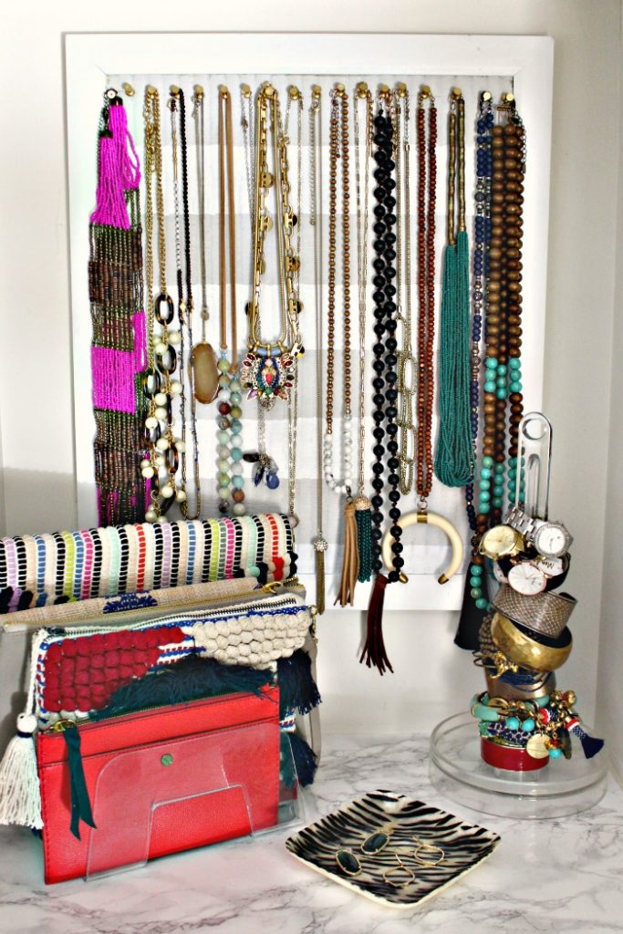 Master Boutique Closet Organization Ideas for Jewelry and Shoes