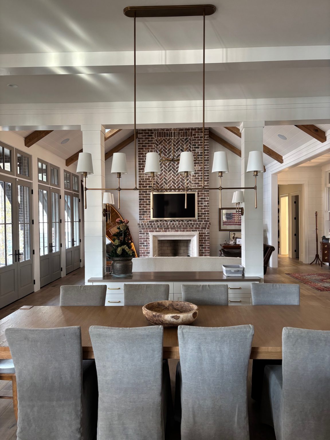 Lake House Home Tour || Living Room and Dining - Southern State of Mind ...